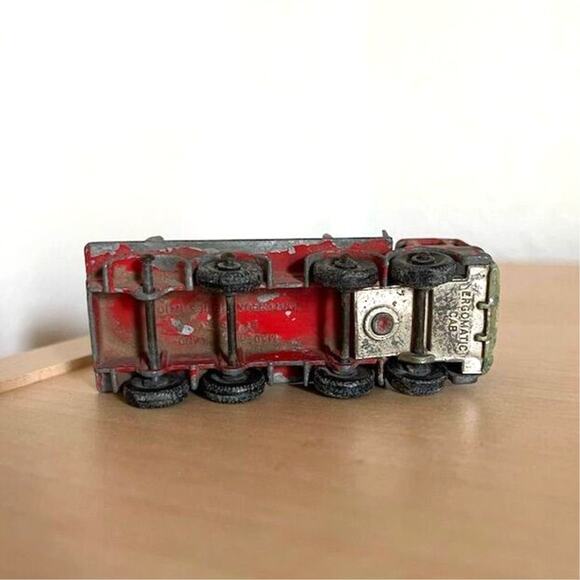 Vintage 1960s Matchbox Lesney No. 10 Leyland Pipe Truck Red Diecast Junkyard - Picture 10 of 10